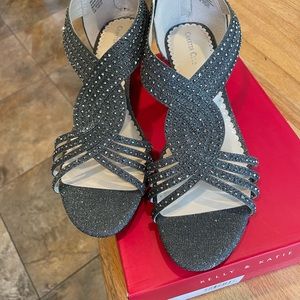 Formal sandal size 11M